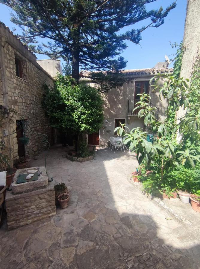 Apartament Cortile Via Sales 11 Erice Zewnętrze zdjęcie